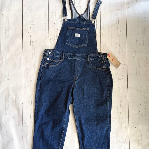 Women's Levi's Plus Size Denim Overalls - Size 18W - Picture 7 of 16